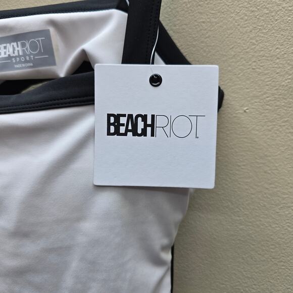 Beach Riot NWT Back Cutout Sage Mini Dress/skort Athletic White Black Size Small - Picture 6 of 9